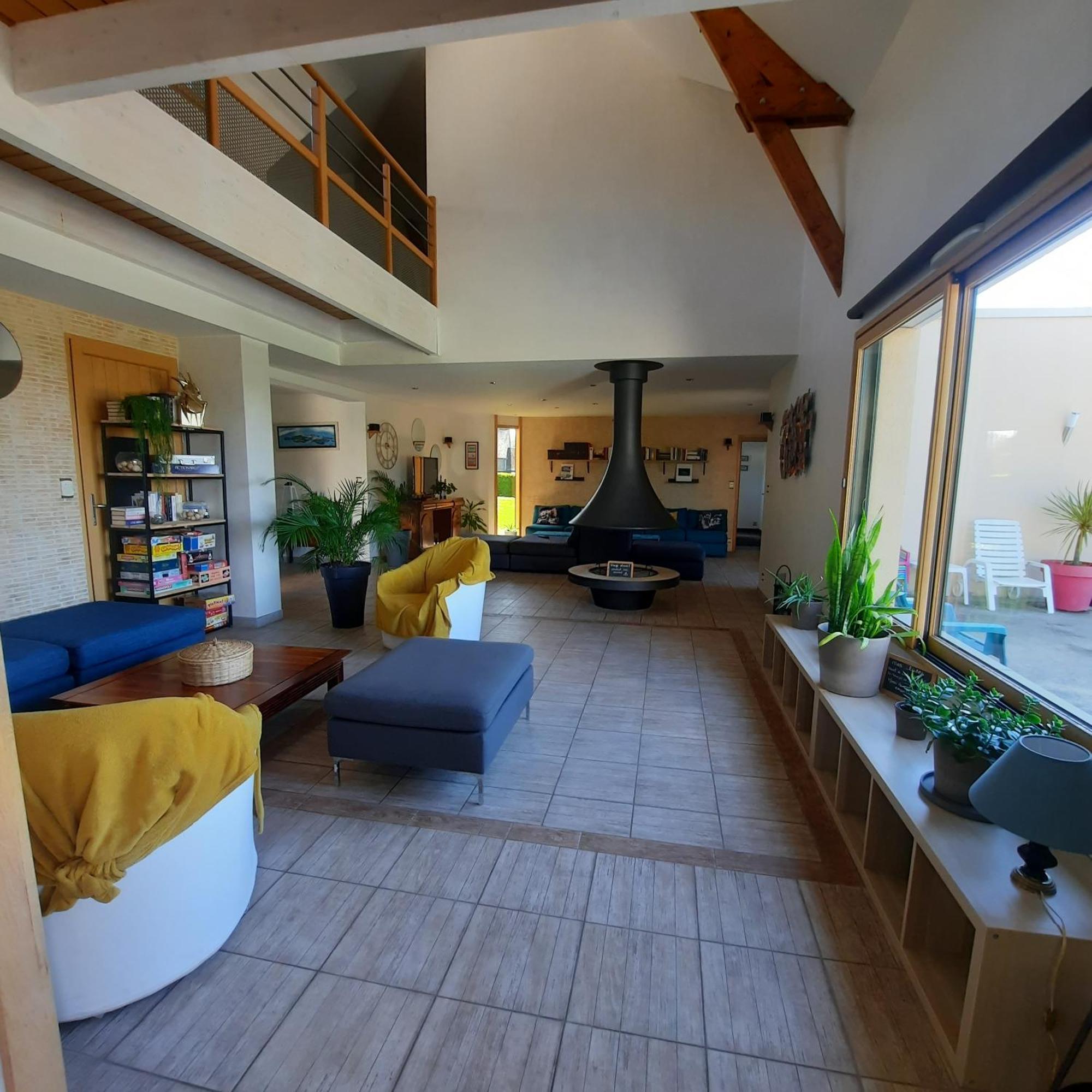 Magnifique Villa Avec Piscine Interieure Saint-Pois Bagian luar foto
